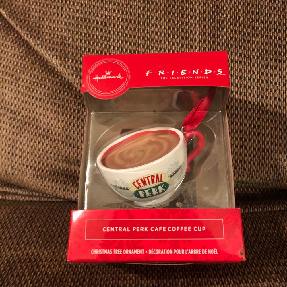 NEW Hallmark F.R.I.E.N.D.S. Christmas ornament